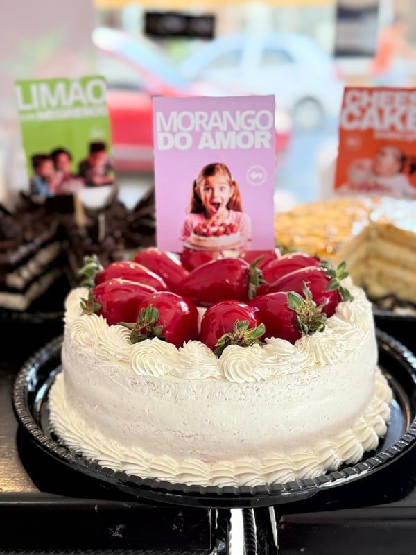Torta Morango do Amor da Doce Mel